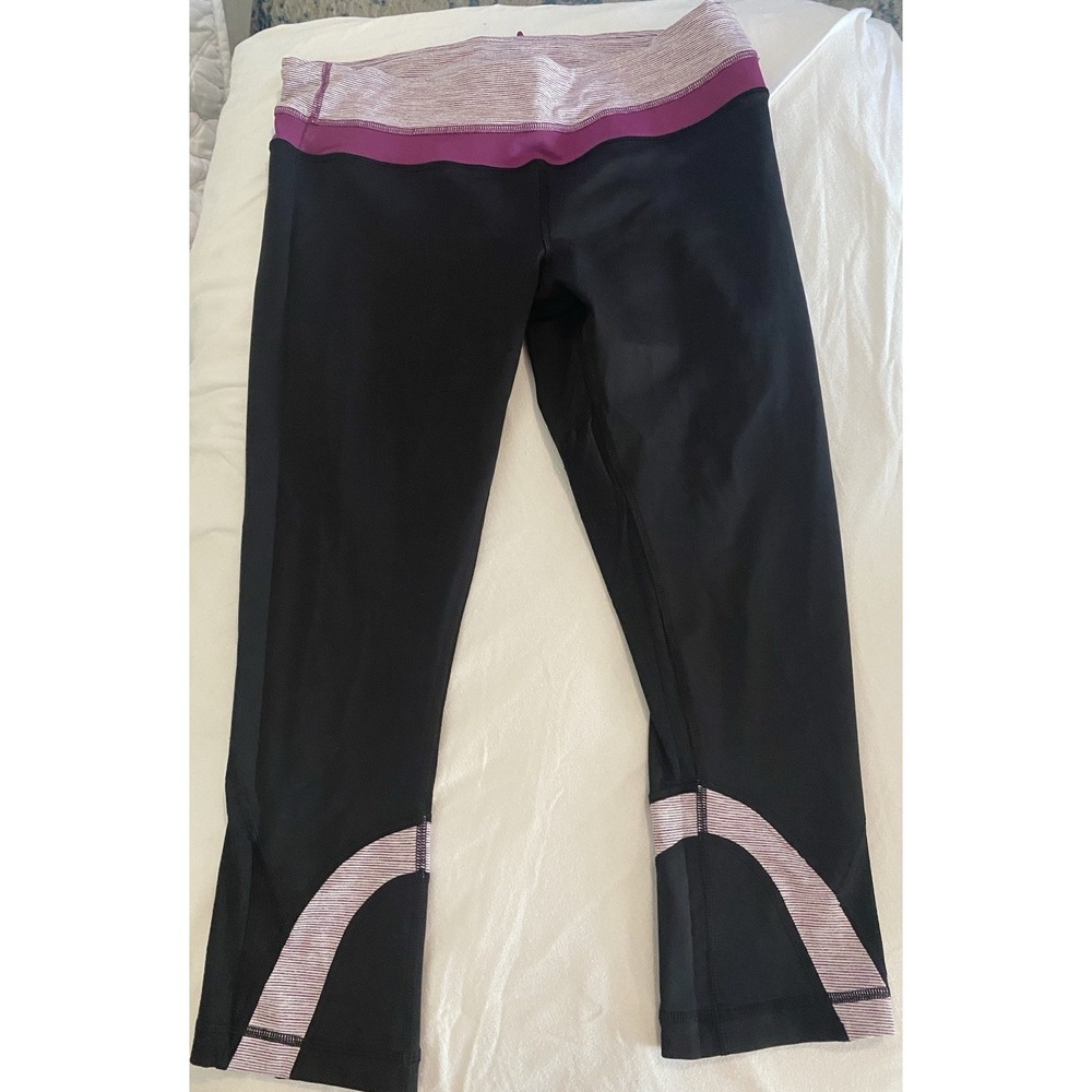 Lululemon Run Inspire Crop ll Leggings Pants Size 10 Black & Purple‎ Stripe
